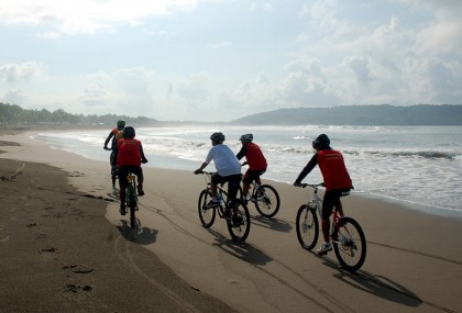 Sepeda Tour di Pangandaran