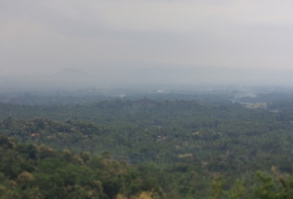 Matahari Terbit di Bukit Setumbuh Borobudur